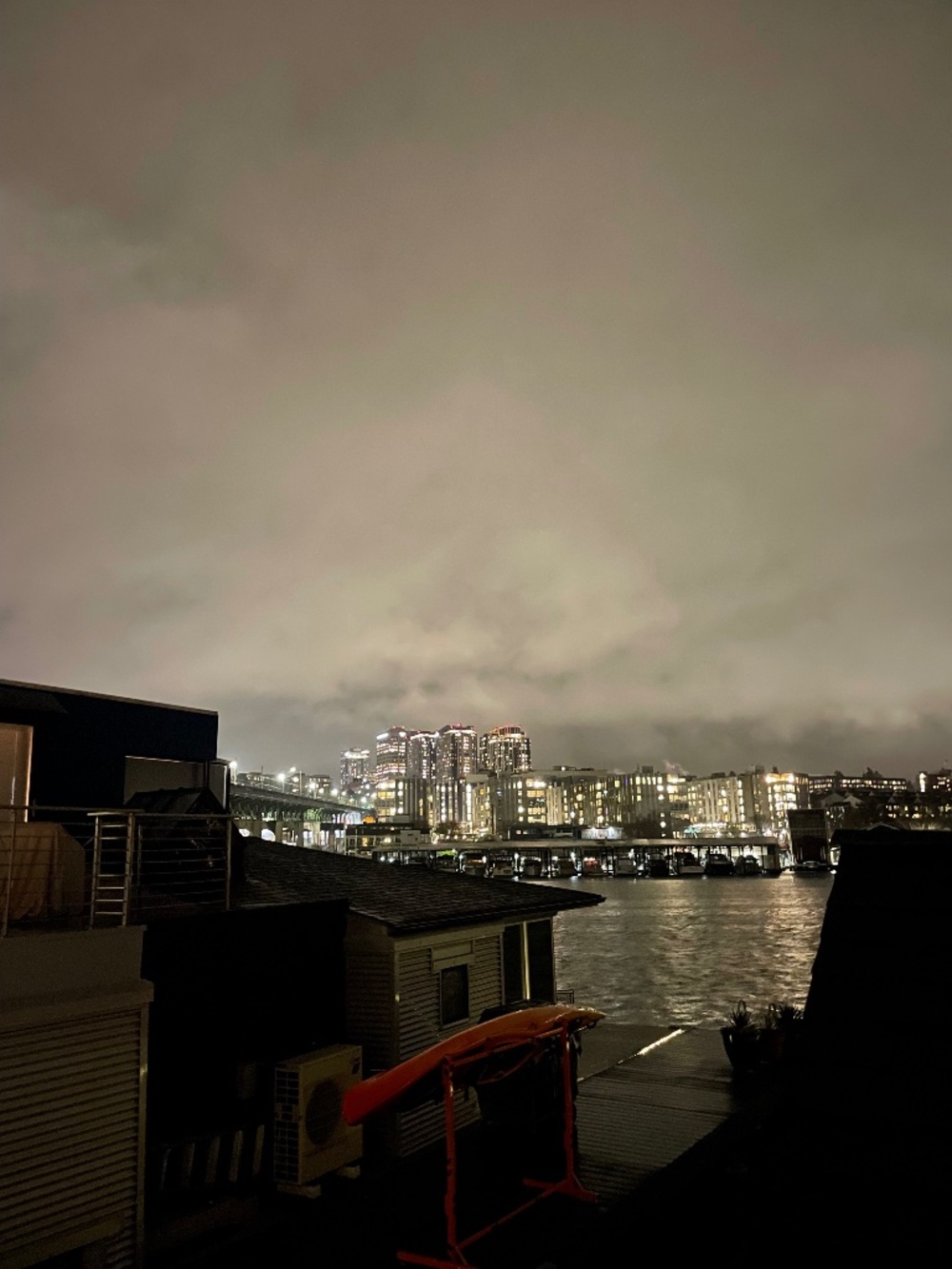 Meet your Posher, Teae